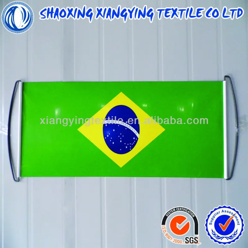 уличный висит баннер для 2014 бразилия флаг