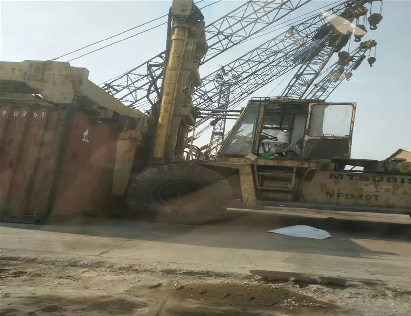 Used japan Mitsubishi manual pallet truck forklift FD400 / 40 ton original Japan diesel forklift with low price for sale