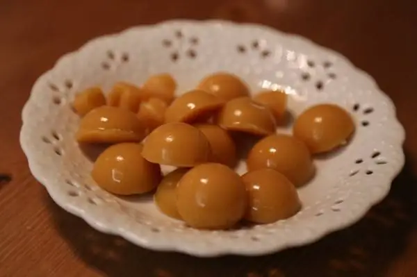 Die-formed small capacity hard candy making machine