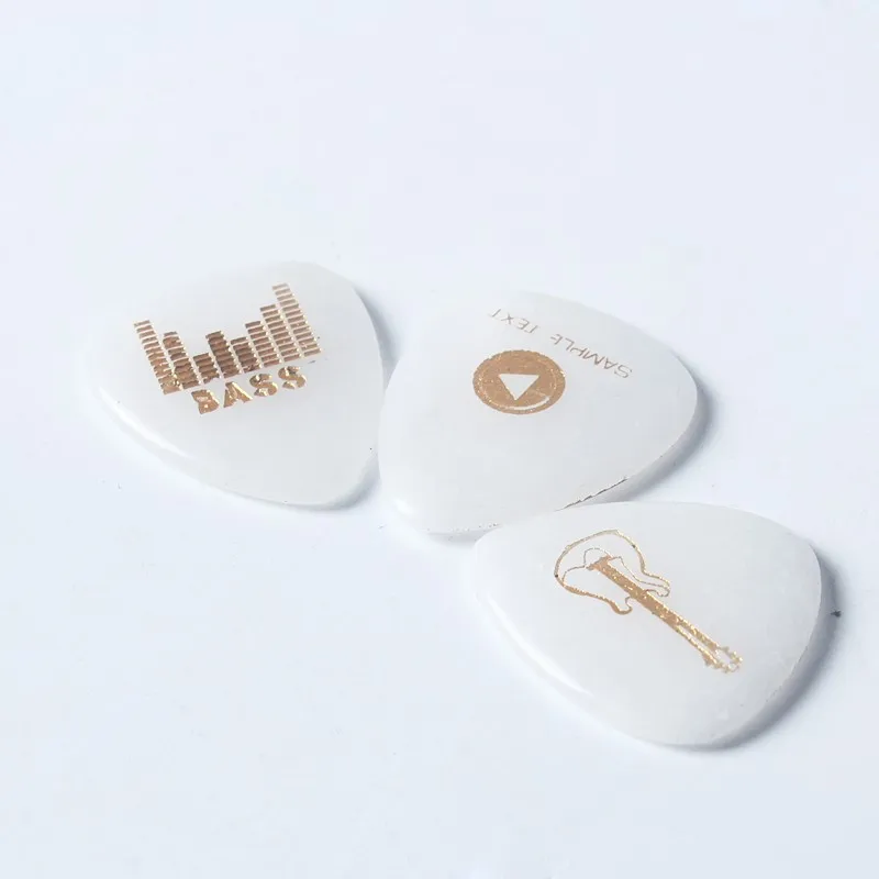 
 В наличии, драгоценный камень, Натуральный Молочный нефрит, 1 мм, популярный индивидуальный дизайн, медиаторы для гитары  