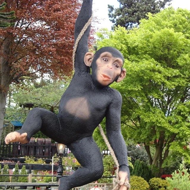 Resin Monkey Hanging Baby Monkey Statue Garden Rockery Animal Ornaments Orangutan Sculpture Decorations Home Decoration Europe