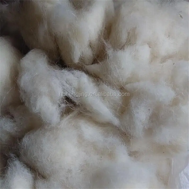 Белые ватные отходы