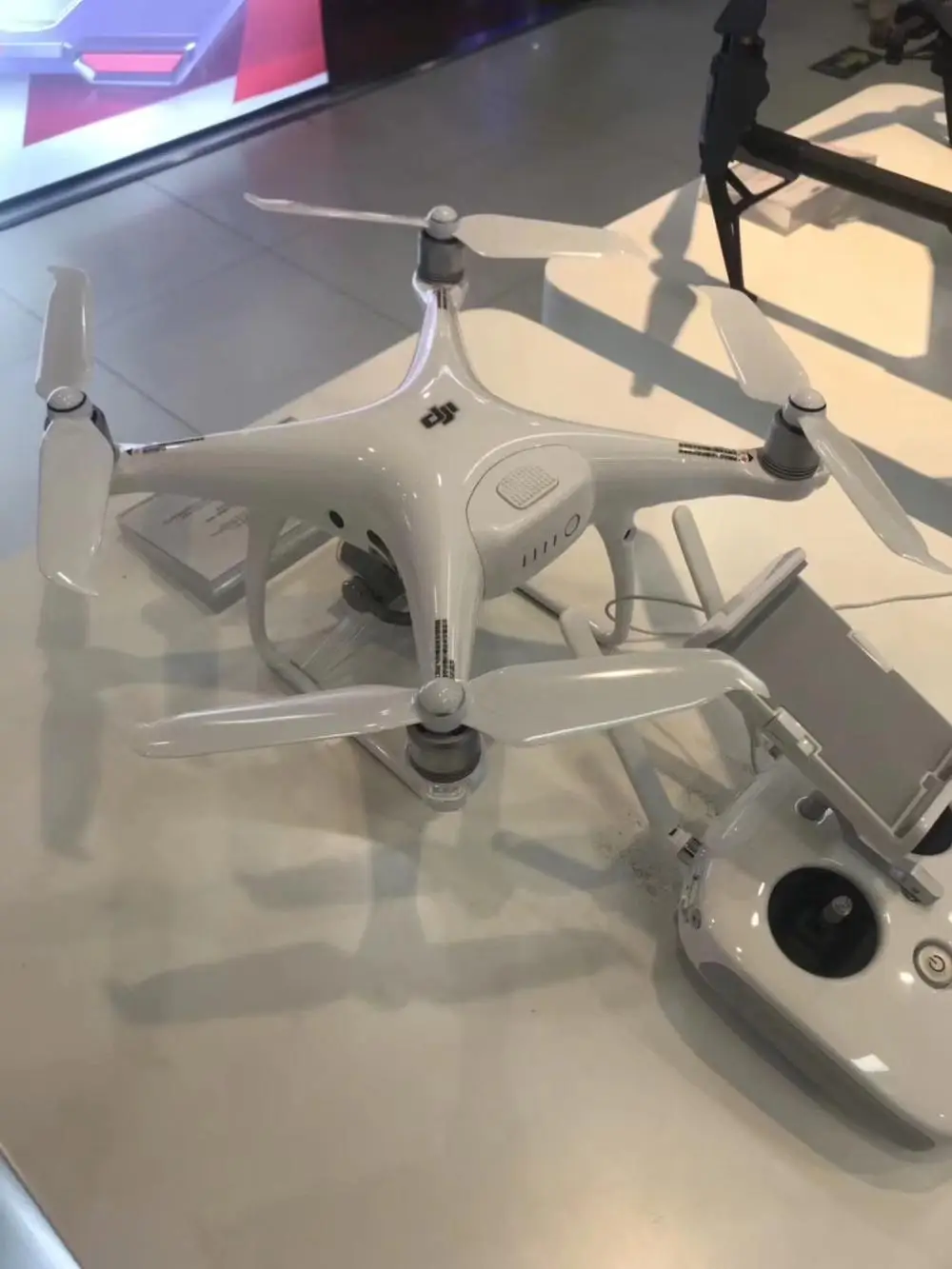 DJI PHANTOM 4 PRO V2.0 Camera Drone with OcuSync Video Transmission System 4K HD Video RC FPV Quadcopter Original In Stock