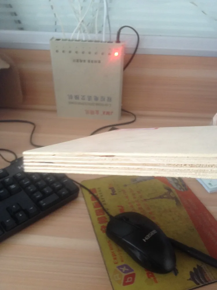 
high quality and cheap price 18 mm commercial plywood for furniture,packing,decoration 