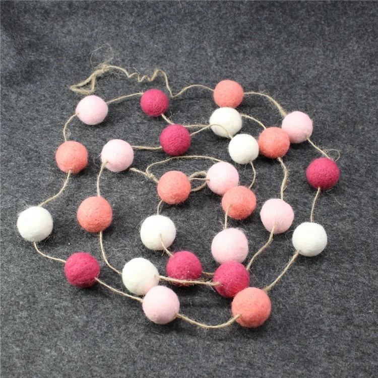 
New wholesale DIY pom poms Christmas decoration Felt Wool Ball Garland 