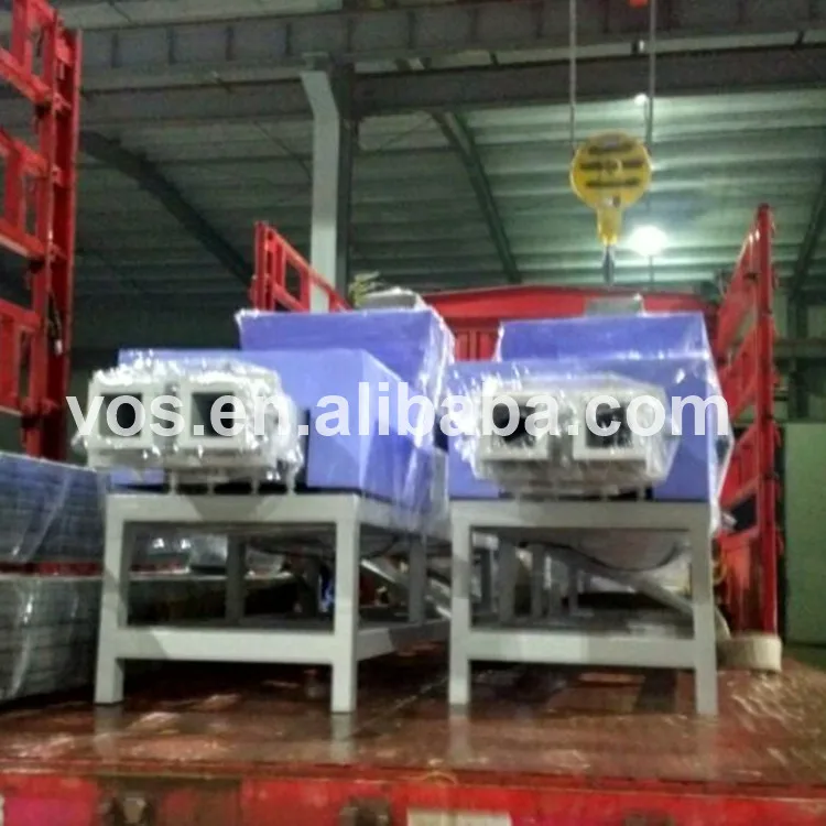 Automatic wood sawdust pallet making machine, wood shaving pallet feet hot press machine for sale