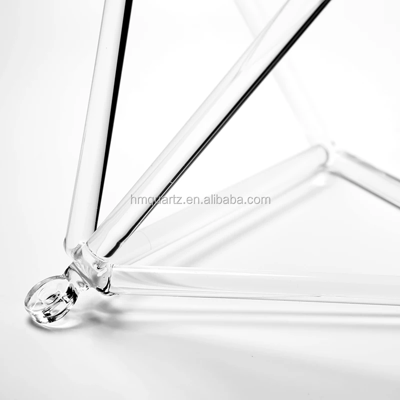 Хрустальные пения пирамиды и тетраэдрон для заживления