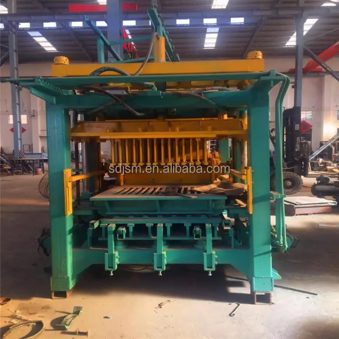 Small Production Machinery Used Interlocking Brick Machine Price Concrete Cement Block Making Machine For Sale