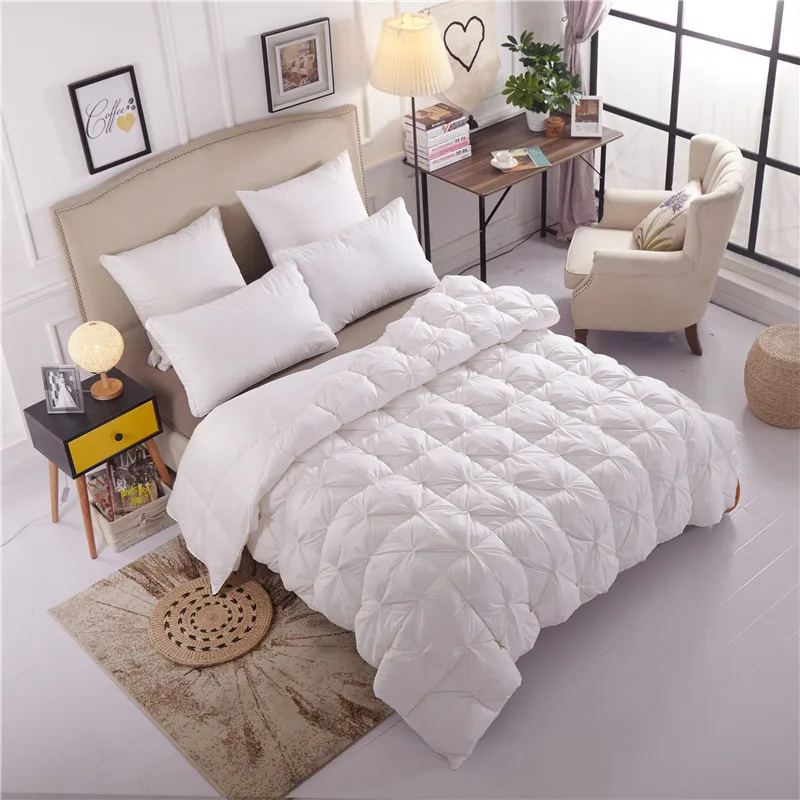 TWISTED HIGH QUALITY WHITE GOOSE DOWN QUILT