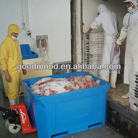 meat and seafood insulated plastic containers