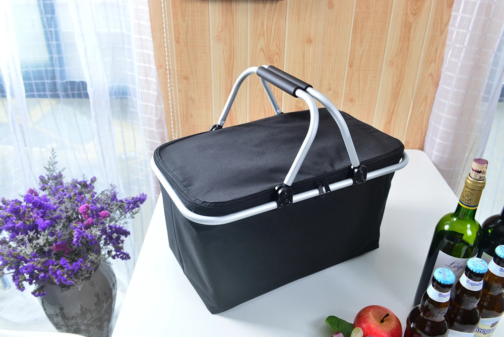 Portable BBQ 4 Person Set Picnic Basket For Frozen Food