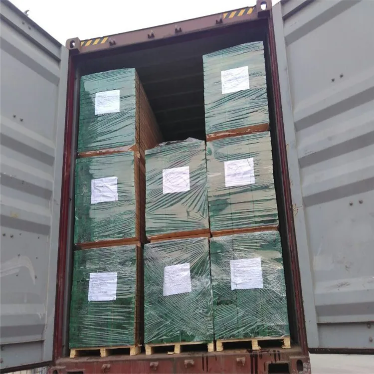 
STRUCTURAL PINE LAMINATEDE WOOD BOARD 