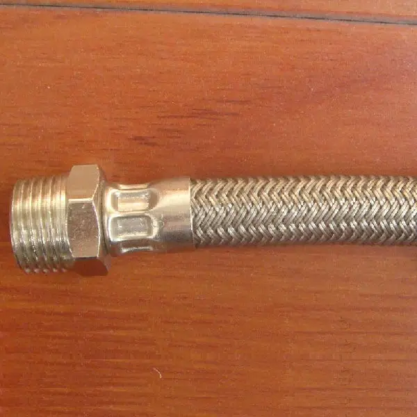 Лидер продаж; Хорошее качество нержавеющей стали, гибкие сантехнических труб