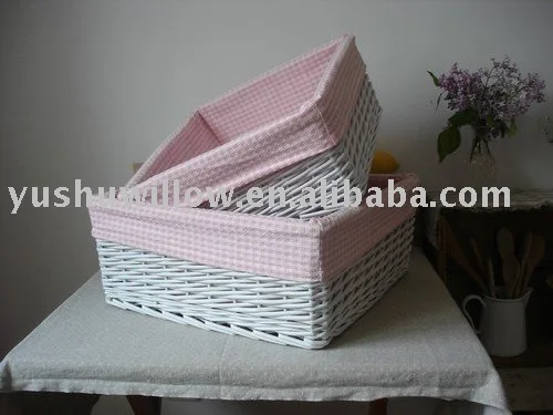 
wicker baskets with liner 
