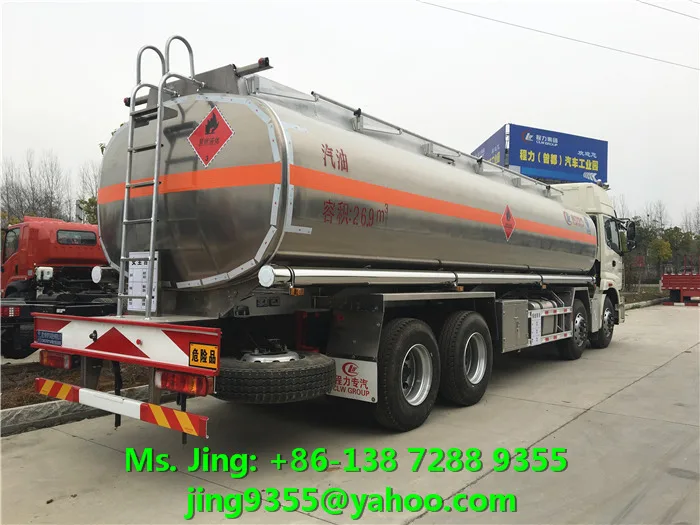 FOTON AUMAN 8x4 Heavy Fuel Oil Truck Tanker 30-35cbm Capacity in Peru