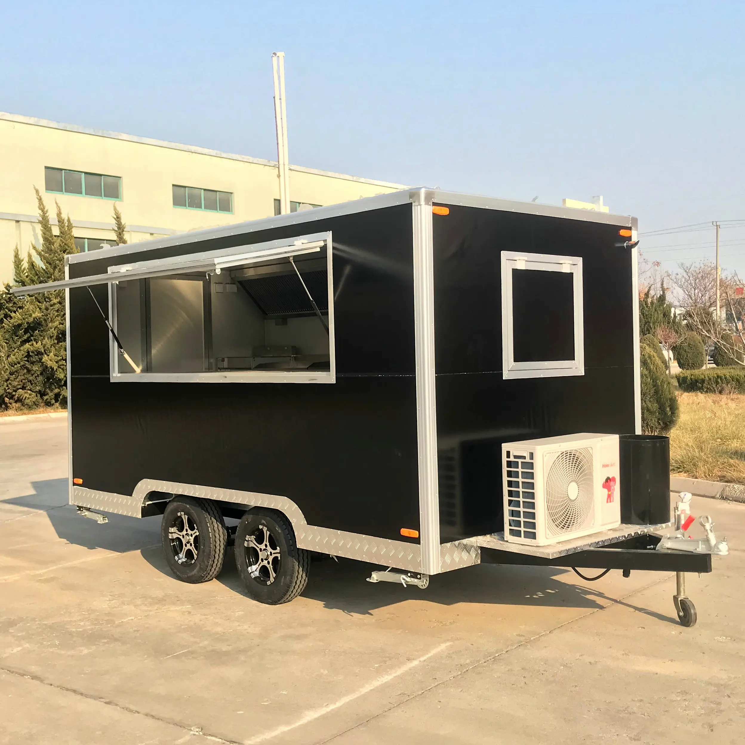 2018 China catering trucks food truck mobile food trailer for sale