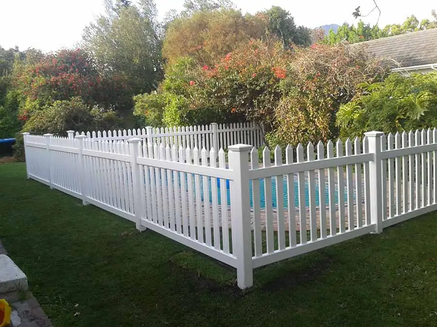 Fentech Free Maintenance  White PVC  pool fence