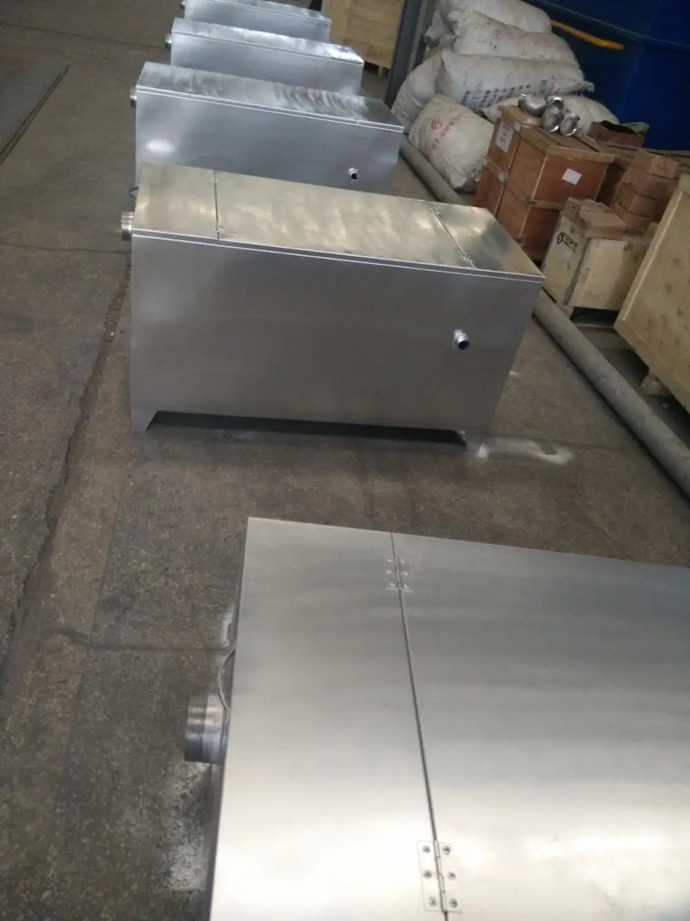 kitchen food fat oil interceptor trap