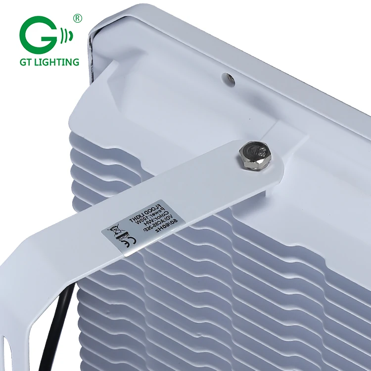 
High lumen high quality 3 years warranty IP66 waterproof outdoor 50w 100w 200w led flood lighting 
