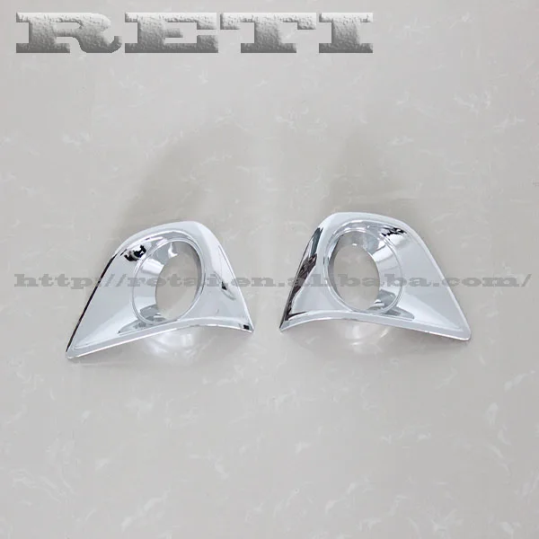 
2012 INNOVA front fog light cover 