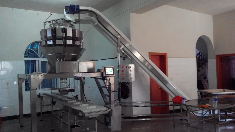 automatic weighing filling and manual bagging system for puffed food