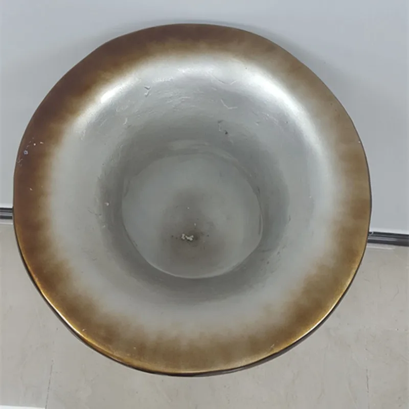 FRP 2019 New item Antique Bronze Fiberglass And Painted Vase For Flowers Pot