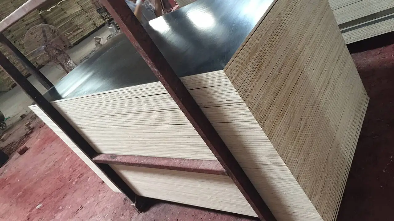 brown black film faced plywood for concrete shuttering formwork