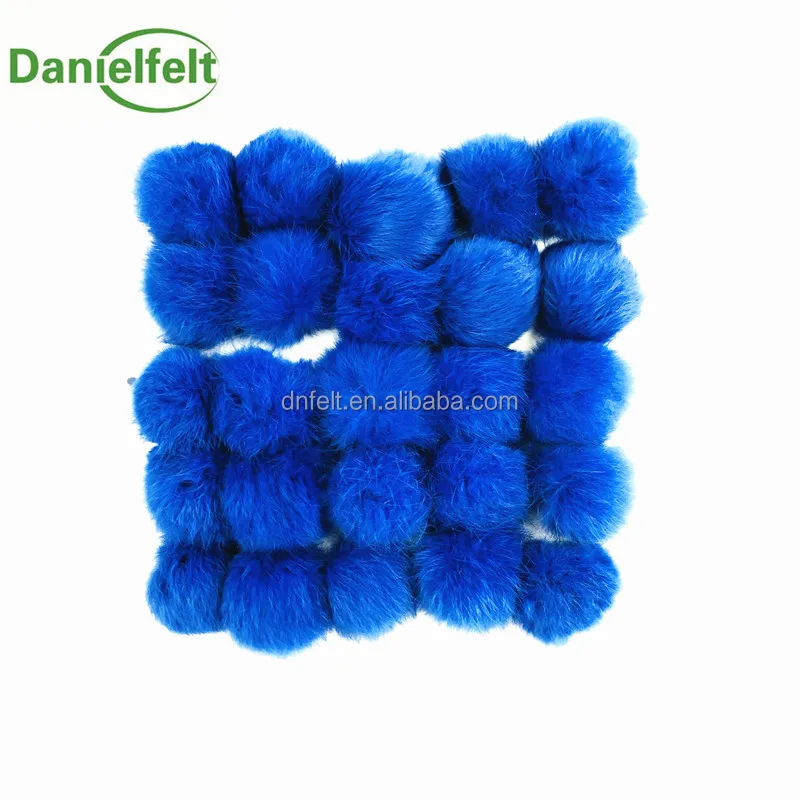
2018 Amazon Top Seller Colorful Fur Ball Faux Pom Key Ring 