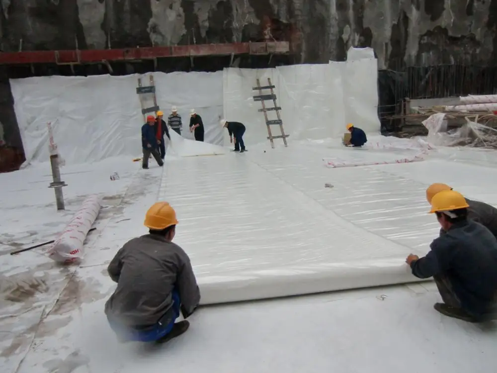 Предварительно применяемая гидроизоляционная мембрана HDPE