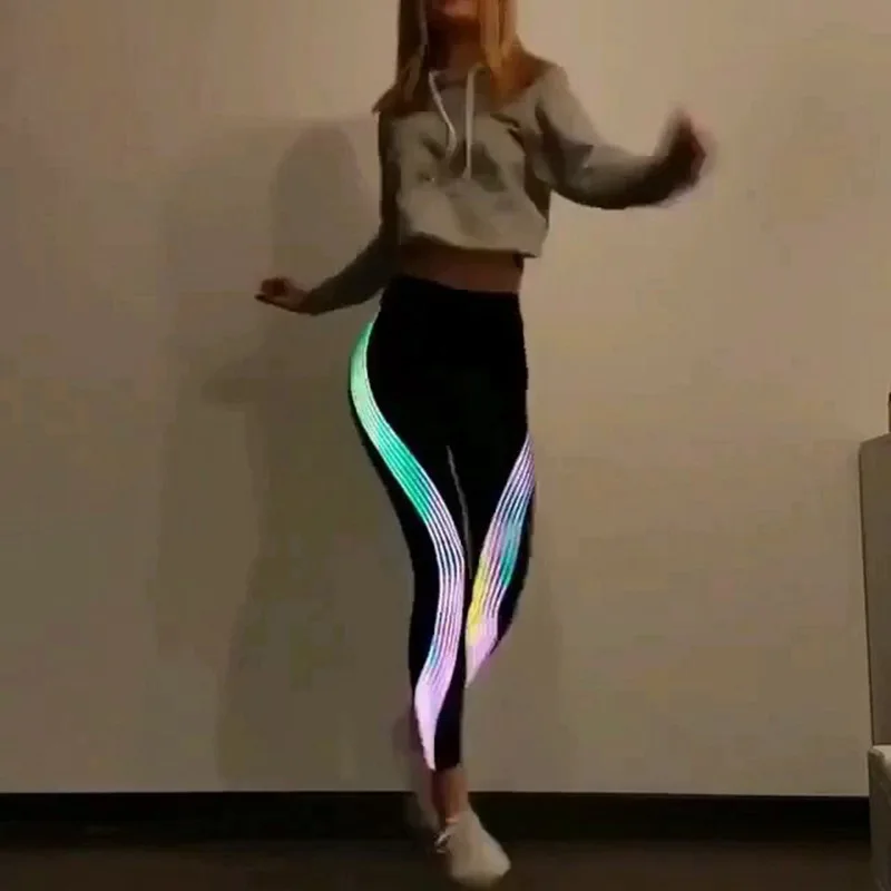 
New 2020 Reflective Strip woman women shiny spandex leggings pics sexy ass leggings for women 