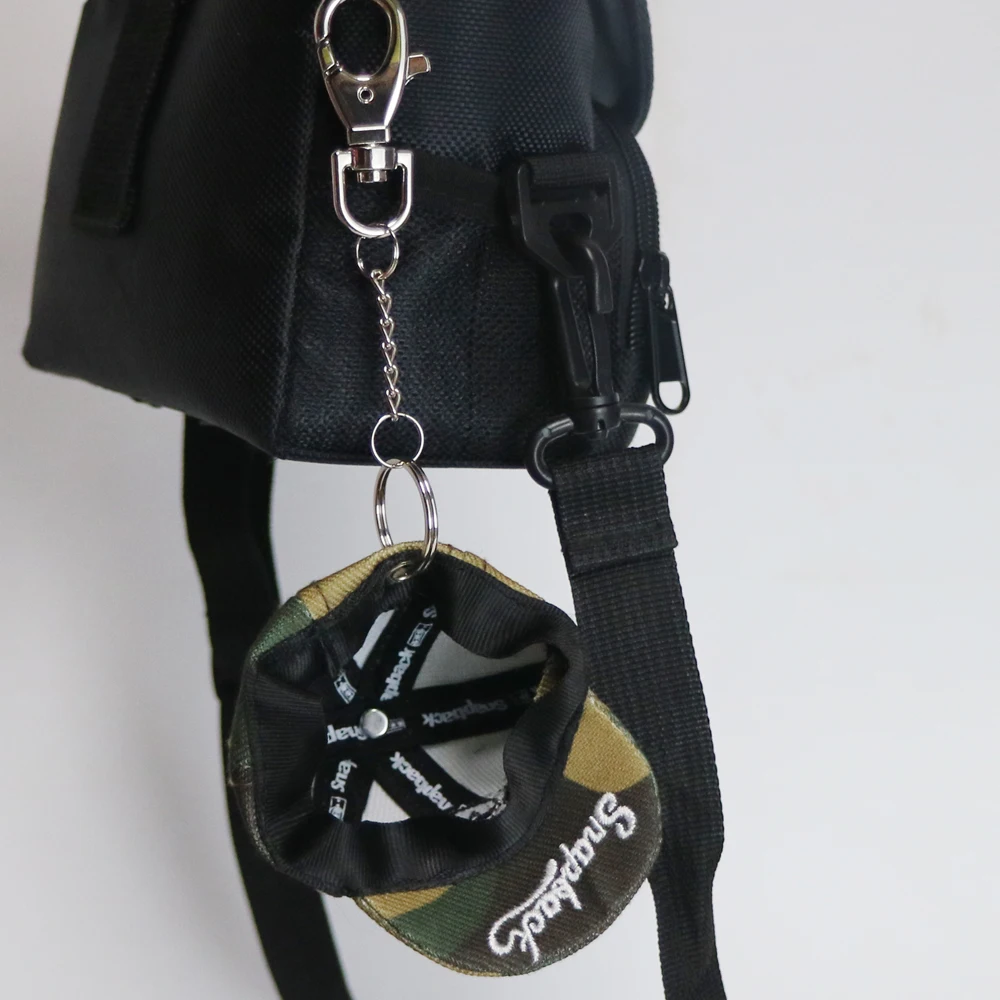 Christmas Gifts Cheap personalized unique cool designer custom hat shape keychains with logo