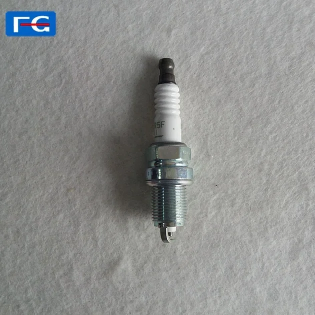 good price  Genuine parts spark plug  ZFR5F-11 18829-1105  188291105 car spark plug   for Korea cars