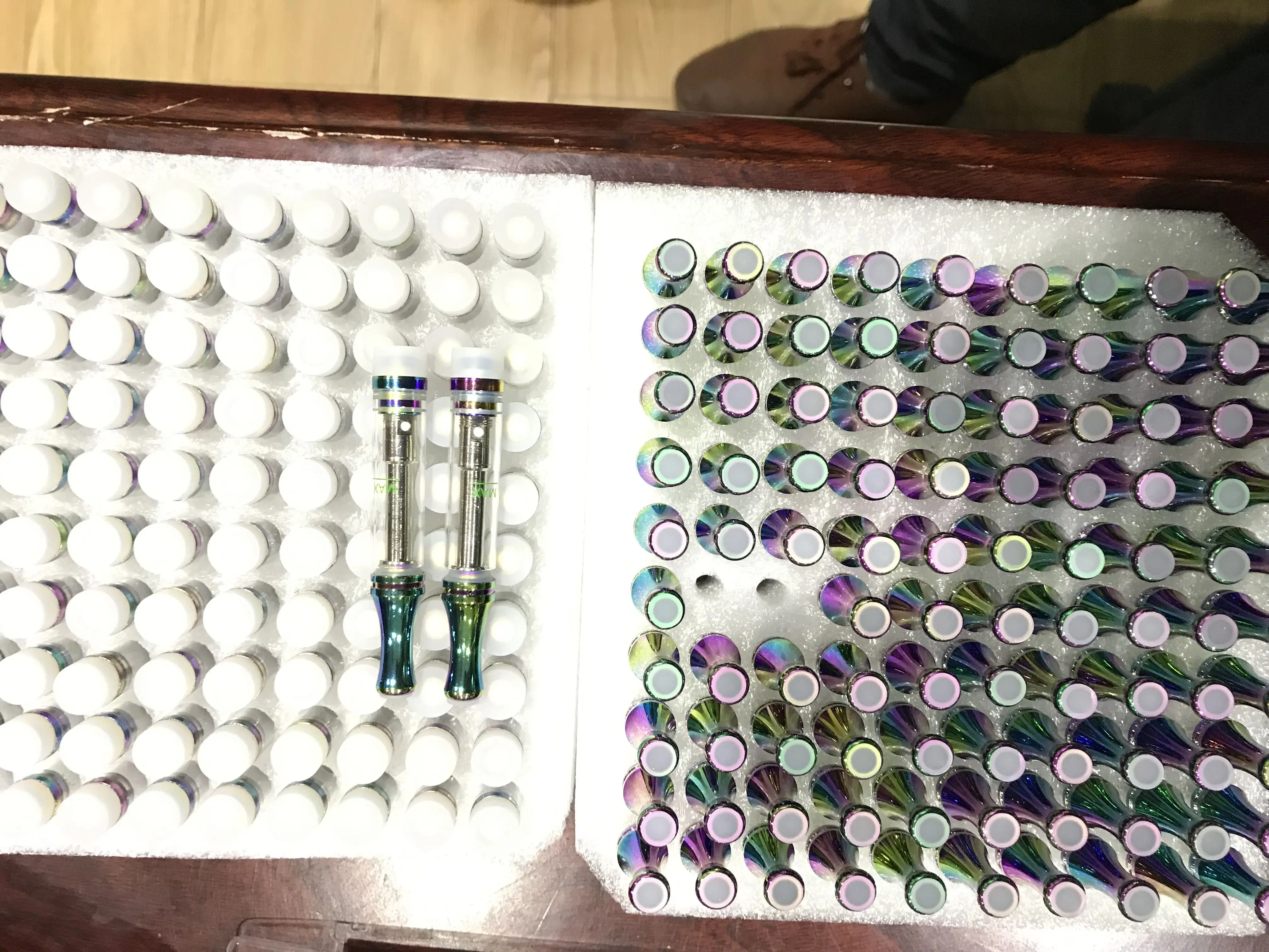 
Newest Selling G10 Glass Tank Empty CBD Vaporizer Cartridge 0.3/0.5/0.8/1.0ml come from one light year company 