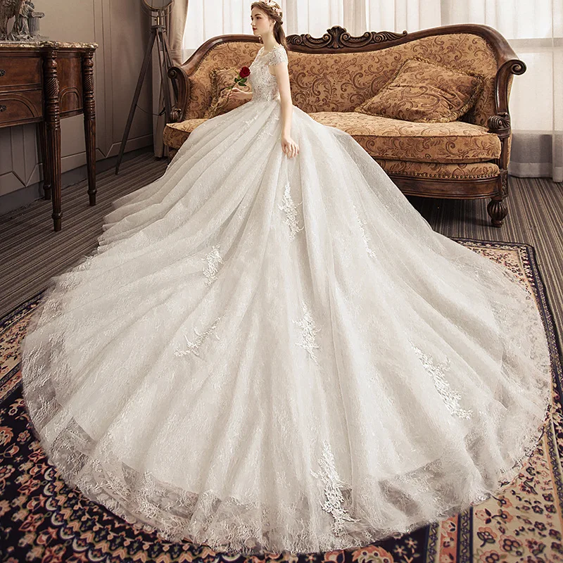 2019 Spring New Hot Plus Size Luxury Ivory Lace Short Sleeve Wedding Dress with long tail