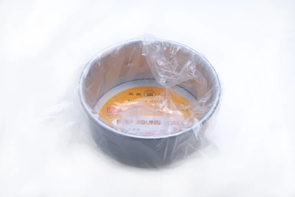 
Deep Round Embossed cake pan With Anodized Coating 