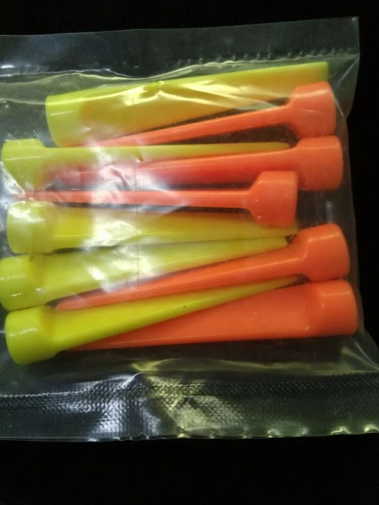 
Plastic Wedge Golf Tees 
