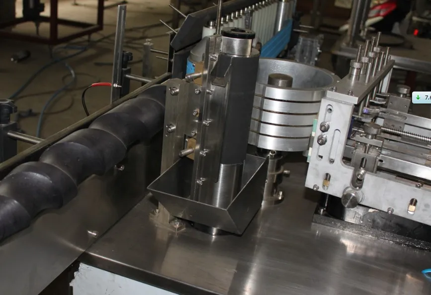 
ZXH-90 Shanghai manufacture automatic vinegar bottle cold wet glue paper label labeling machine 