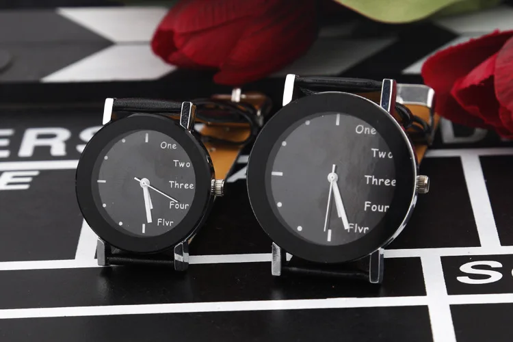 2018 New Korean Style Couple Leather Fashion Cute English Word Analog Wrist Watch