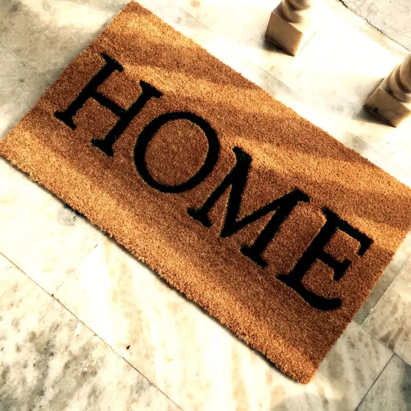 Золотисто-коричневые дверные коврики с логотипом Koko