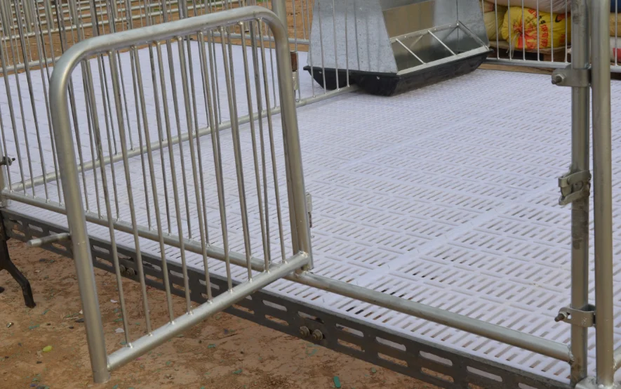 Galvanized Pig Farming Equipment hog farrowing crates nursery pen design