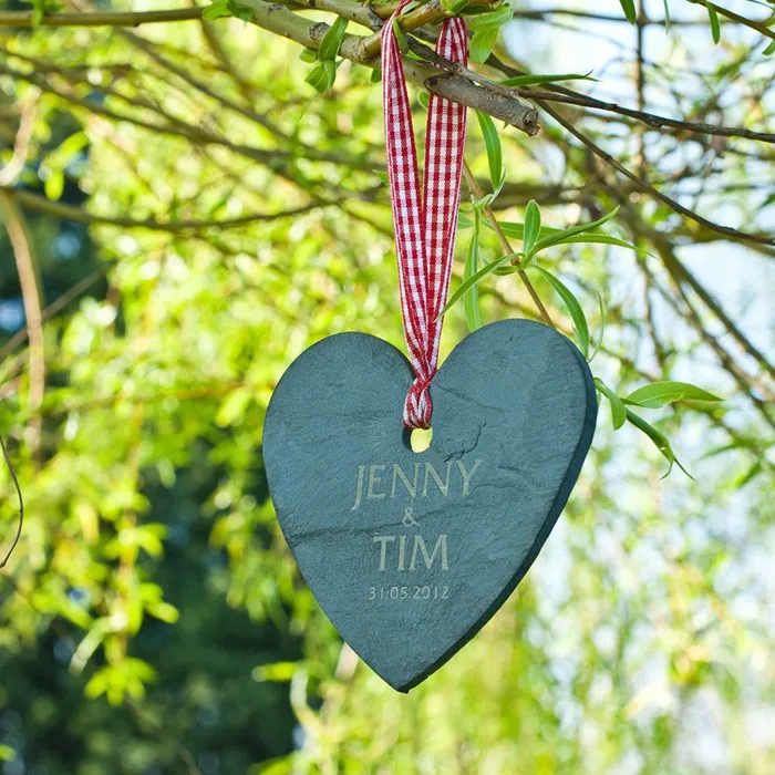 
Factory Direct Price 10*9*0.5cm Heart Shape Slate Hanging Heart Tag Keepsake Gift (Customized Laser Design) 