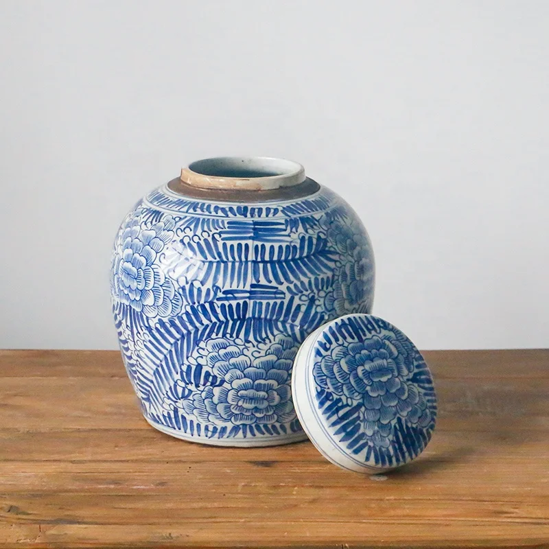 
Jingdezhen blue and white antique peony ceramic jewelry altar for decor 