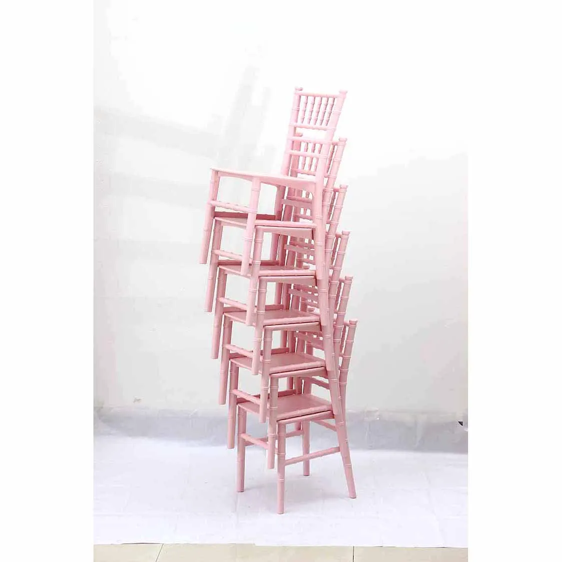 White kids tiffany chiavari chairs for children party