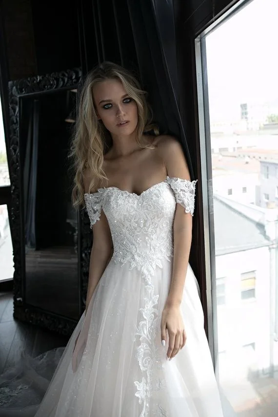 
2019 Beauty Bridal Wedding Dress 