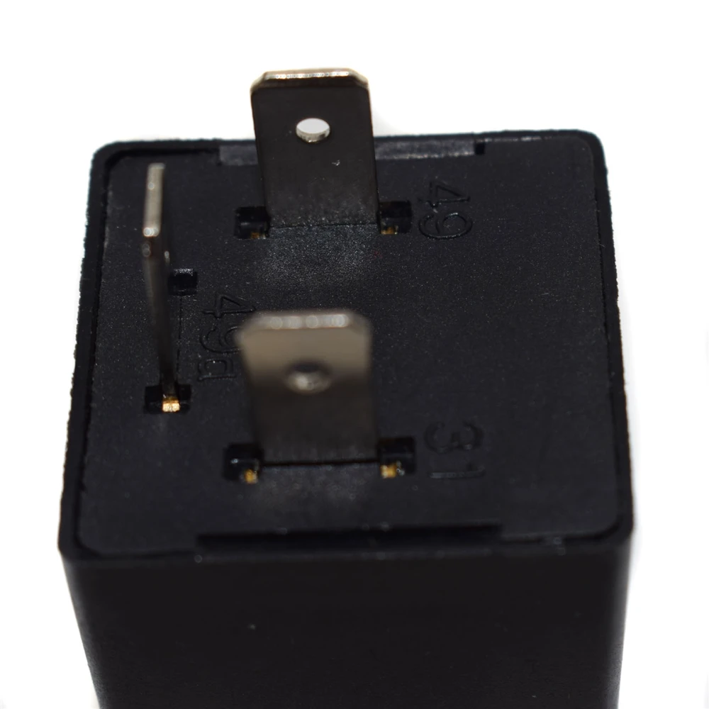 Turn Signal Flasher Light Relay For VW Porsche Audi 111953227D,61311366727