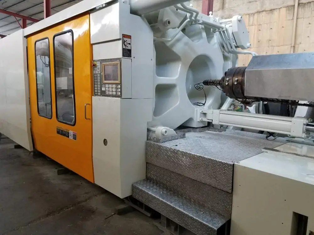 850Ton Sales Service Provided Injection Moulding Machine