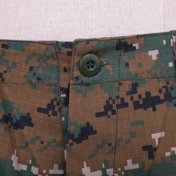 
Durable camouflage uniform suit for army 