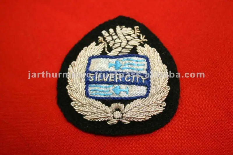 BRITISH CIVIL AIRLINE PILOTS HAT BADGE