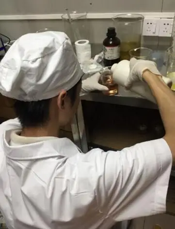 
Free Sample Alpha Arbutin Powder bearberry extract with free sample 