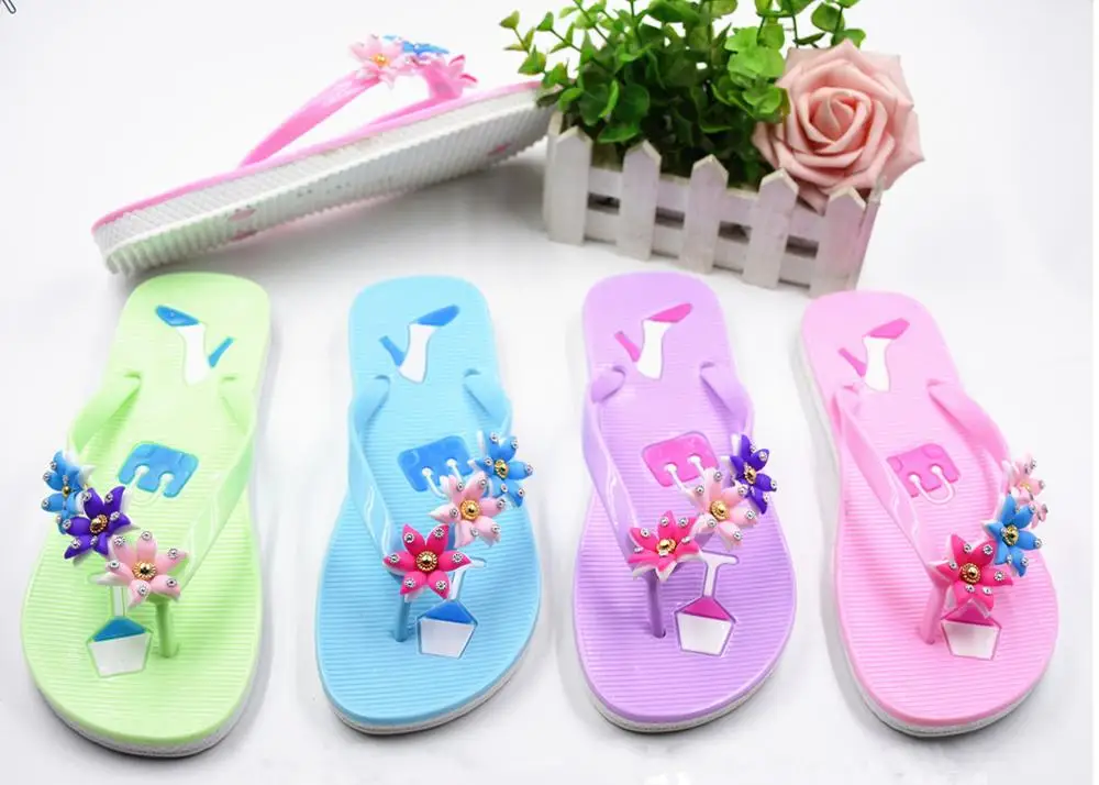 Girls Gender Camellia PVC Jelly Sandals PE Slippers with nice printing